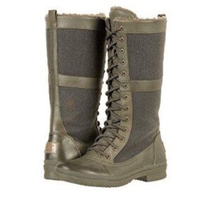 UGG Women's Elvia Boots in Dark Olive